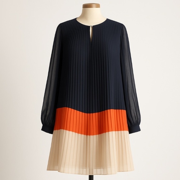 Iman OverSized Dress | SIZE S - Picture 2 of 5